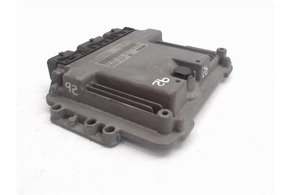 Recambio de centralita para renault scenic ii (jm) 1.9 emotion referencia OEM IAM 8200391966 8200386508/0281011776 