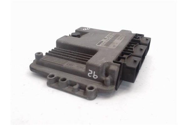Recambio de centralita para renault scenic ii (jm) 1.9 emotion referencia OEM IAM 8200391966 8200386508/0281011776 