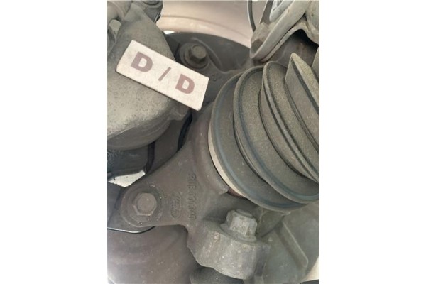 Recambio de mangueta delantero derecha para land rover freelander (ln) 2.0 hse familiar referencia OEM IAM RUB000040 RUB101501 Recambio de mangueta delantero derecha para land rover freelander (ln) 2.0 hse familiar referencia OEM IAM RUB000040 RUB101501
