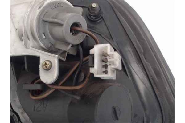 Recambio de piloto porton trasero derecho para nissan almera (n15) referencia OEM IAM   