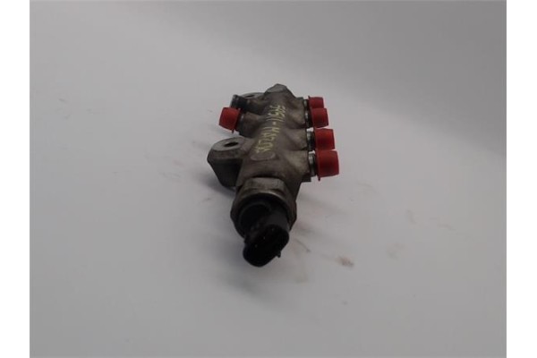Recambio de rampa inyectores para mazda 5 2.0 referencia OEM IAM RF7J13GC0  