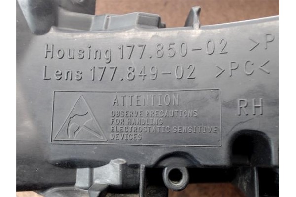 Recambio de intermitente delantero dcho para citroen c4 grand picasso 1.6 exclusive referencia OEM IAM 177849  
