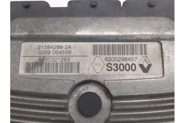 Recambio de centralita para renault megane ii berlina 3p 2.0 extreme referencia OEM IAM 8200298457/8200321263 21584288-2A/S3000 