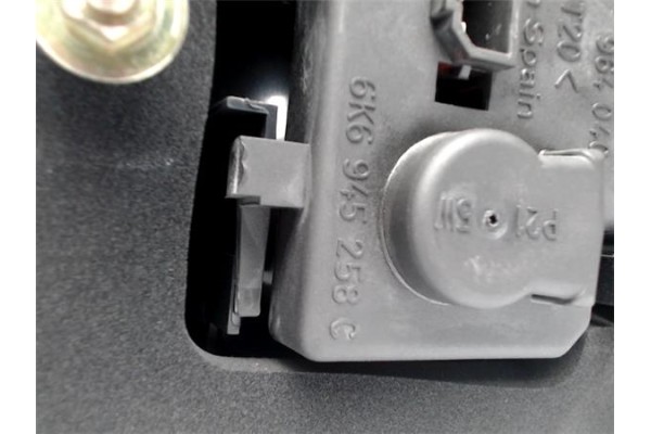 Recambio de piloto trasero derecho para seat ibiza (6k1) 1.9 sdi referencia OEM IAM   