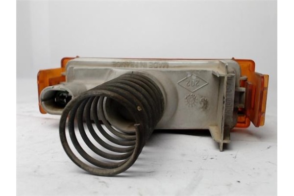 Recambio de intermitente delantero dcho para renault express furgón (f40_, g40_) 1.2 (f406, g40a) referencia OEM IAM 7700811996 