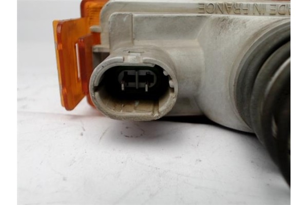 Recambio de intermitente delantero dcho para renault express furgón (f40_, g40_) 1.2 (f406, g40a) referencia OEM IAM 7700811996 