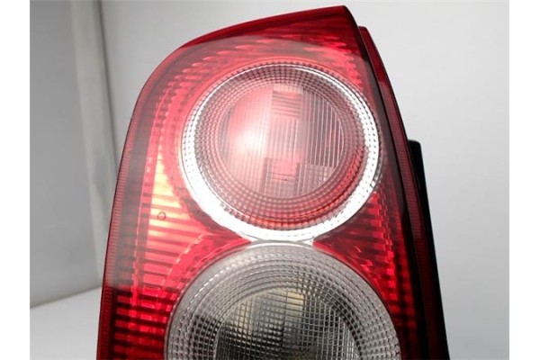 Recambio de piloto trasero izquierdo para nissan micra iii (k12e) 1.4 16v referencia OEM IAM   
