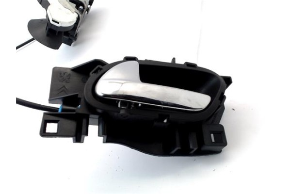 Recambio de cierre electromagnetico delantero izquierdo para citroen c4 grand picasso 1.6 exclusive referencia OEM IAM 96555518V
