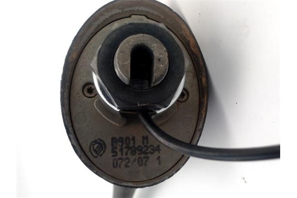 Recambio de antena electrica para alfa romeo gt (125) 1.9 jtd referencia OEM IAM 46772567 52076073 