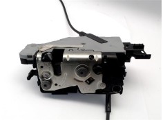 Recambio de cierre electromagnetico trasero izquierdo para citroen c4 grand picasso 1.6 exclusive referencia OEM IAM 9137H1  