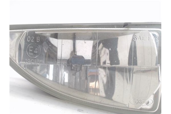 Recambio de faro antiniebla derecho para ford focus berlina (cak) referencia OEM IAM  03740 