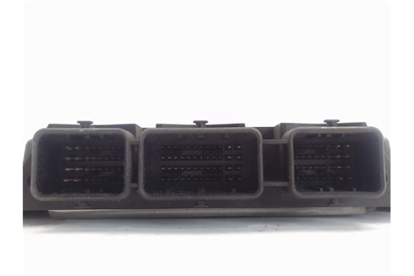 Recambio de centralita para renault megane ii berlina 3p 1.9 dynamique luxe referencia OEM IAM 8200391966/8200386508 0281011776 