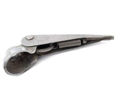 Recambio de brazo limpiaparabrisas delantero derecho para seat 600 e 765 referencia OEM IAM   