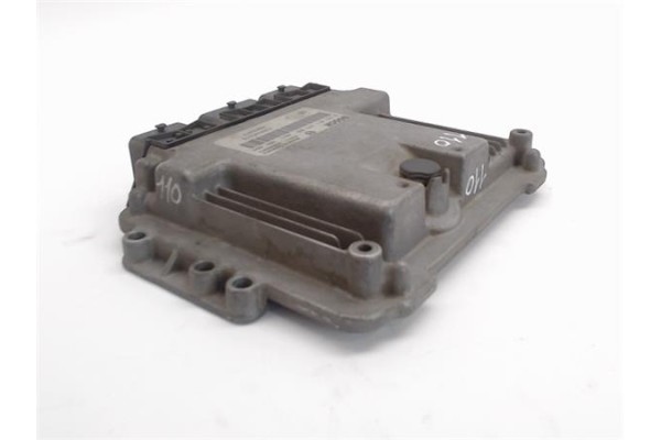 Recambio de centralita para renault megane ii berlina 5p 1.9 confort expression referencia OEM IAM 8200305678/1039S02073 8200269