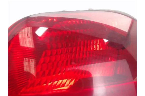 Recambio de piloto niebla trasero para ford focus berlina (cak) referencia OEM IAM 1M51-15501  