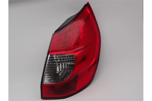 Recambio de piloto trasero derecho para renault scenic ii (jm) referencia OEM IAM 8200474327A 2SK0094670237 