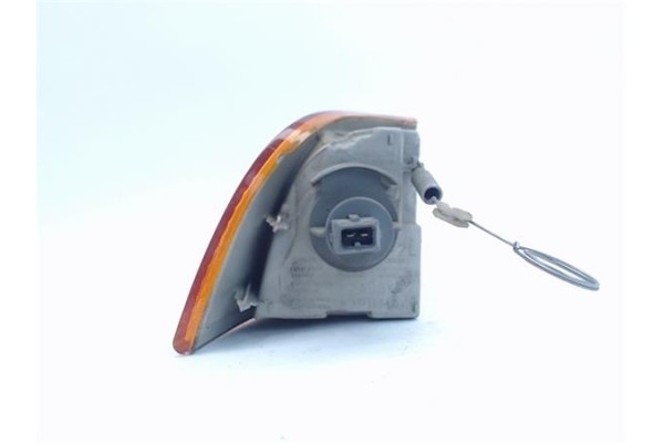 Recambio de intermitente delantero izquierdo para fiat i punto (176) berlina referencia OEM IAM    Recambio de intermitente delantero izquierdo para fiat i punto (176) berlina referencia OEM IAM