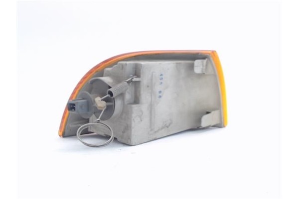 Recambio de intermitente delantero izquierdo para fiat i punto (176) berlina referencia OEM IAM    Recambio de intermitente delantero izquierdo para fiat i punto (176) berlina referencia OEM IAM