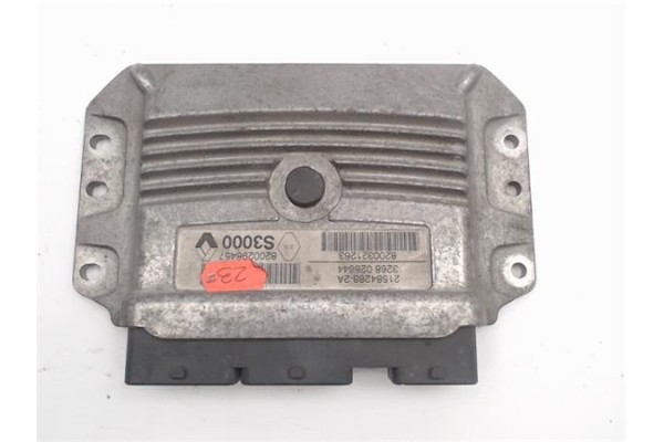 Recambio de centralita para renault megane ii berlina 5p 1.6 confort dynamique referencia OEM IAM (215842882A) (8200321263) (820