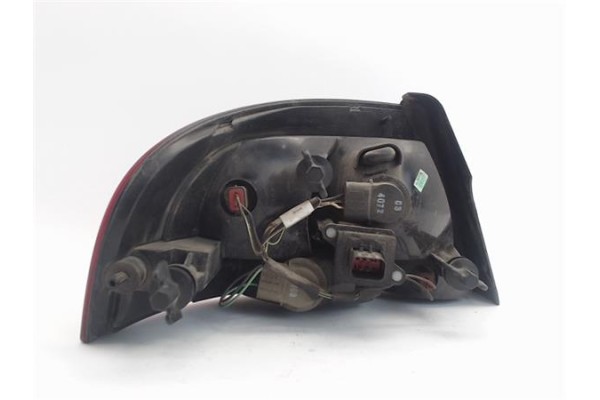 Recambio de piloto trasero derecho para chrysler sebring jr 41 berlina referencia OEM IAM   64 , FIAT | P , FORD