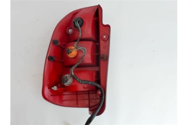 Recambio de piloto trasero derecho para mitsubishi space star (dg0) 1.3 16v (dg1a) referencia OEM IAM MR911210 28760208 