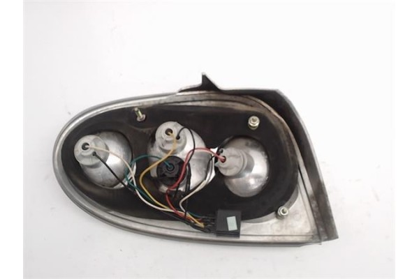 Recambio de piloto trasero derecho para renault megane i fase 2 coupe (da...) referencia OEM IAM   