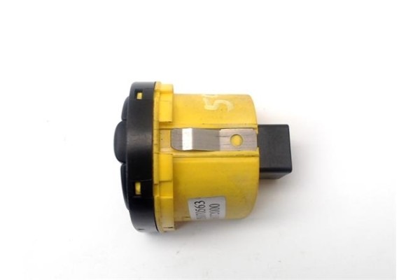 Recambio de mando multifuncion para alfa romeo gt (125) 1.9 jtd referencia OEM IAM 156071368  