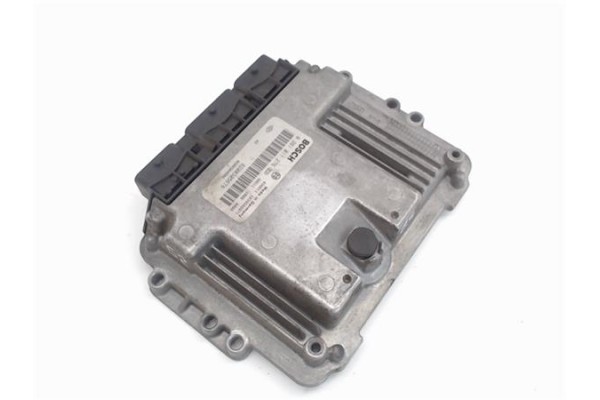 Recambio de centralita para renault megane ii classic berlina 1.9 confort expression referencia OEM IAM (8200305678) (8200304606