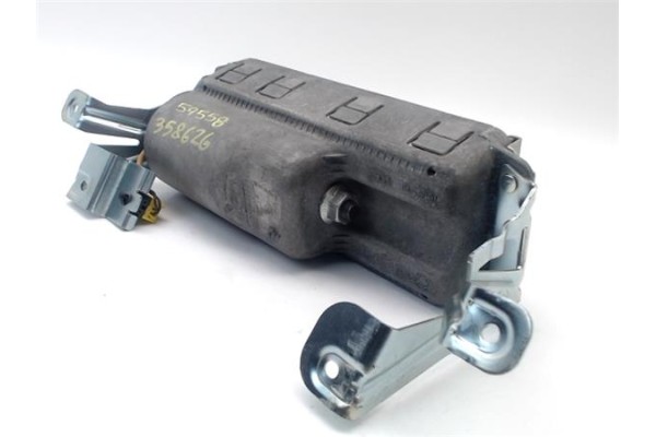Recambio de airbag inferior salpicadero para alfa romeo gt (125) 1.9 jtd referencia OEM IAM 46748661  