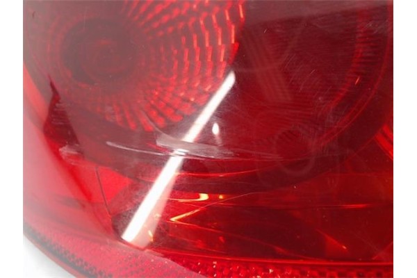 Recambio de piloto trasero izquierdo para renault megane ii coupe/cabrio referencia OEM IAM 8200142688A 00876010255 