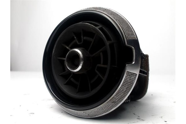 Recambio de conducto ventilacion izquierdo para audi rs 3 sportback (8va) 2.5 tfsi quattro referencia OEM IAM   