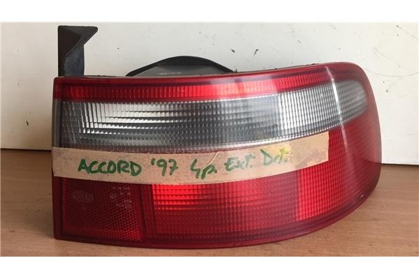 Recambio de piloto trasero derecho para honda accord berlina (cc/ce) 1.8 (ce7) referencia OEM IAM 236242   Recambio de piloto trasero derecho para honda accord berlina (cc/ce) 1.8 (ce7) referencia OEM IAM 236242