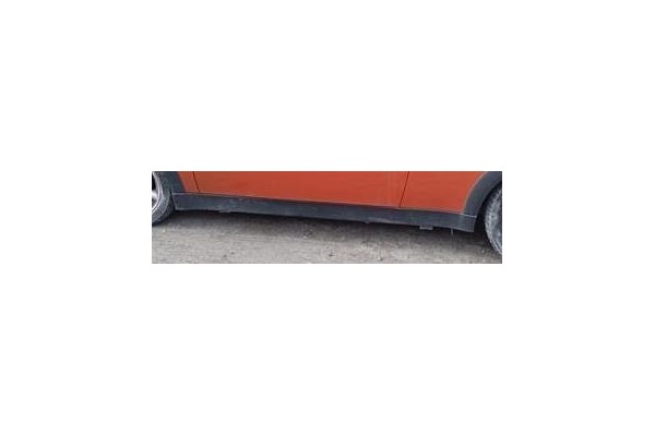 Recambio de spoiler talonera lat. izquierda para mini cabrio (r52) 1.6 cooper referencia OEM IAM 51710392891  