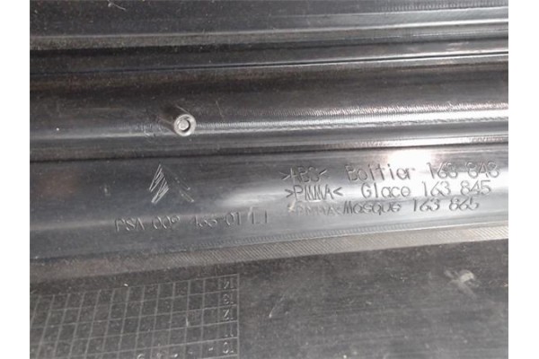 Recambio de piloto trasero izquierdo para citroen c4 grand picasso referencia OEM IAM 00946601LI 163865 