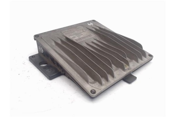 Recambio de centralita para renault megane ii berlina 5p 1.5 authentique referencia OEM IAM 8200259832/80967B 8200264698/R0410B0