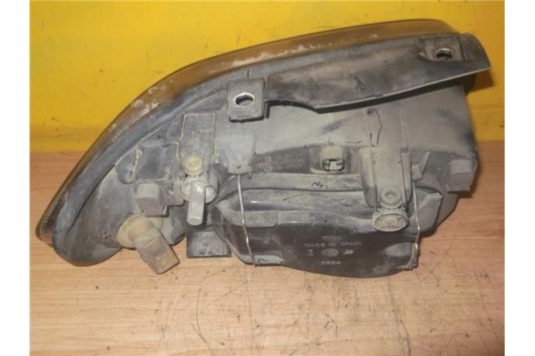 Recambio de faro delantero izquierdo para seat cordoba fastback (6k2) 1.9 tdi referencia OEM IAM   