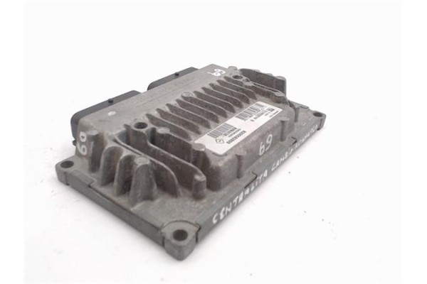 Recambio de centralita para renault clio iii 1.2 20 aniversario referencia OEM IAM 8200582809/280375702 8200563401/S126028102B 