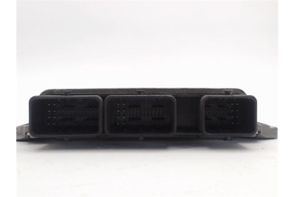 Recambio de centralita para renault clio iii 1.4 luxe privilege referencia OEM IAM 8200461733/8200504593 21585412-6B/S3000 