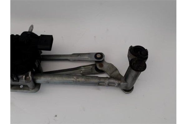 Recambio de motor limpiaparabrisas delantero para seat ibiza berlina (6j5) 1.6 tdi referencia OEM IAM 6R1955119A 0390241566 6R19
