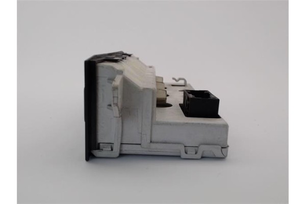 Recambio de reloj horario para citroen c2 1.4 hdi referencia OEM IAM 9647409477  