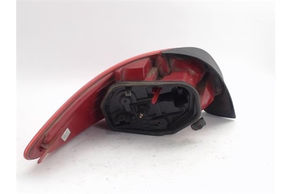 Recambio de piloto trasero derecho para peugeot 206 cc cabrio-coupé referencia OEM IAM 6351P1  