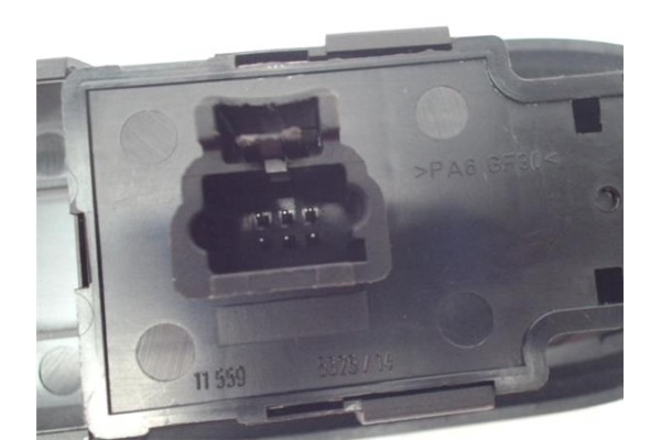 Recambio de mando elevalunas para peugeot 407 1.6 business line referencia OEM IAM 53269706 53269702 