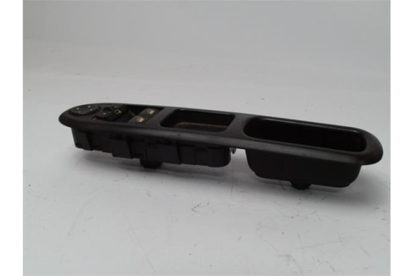 Recambio de mando elevalunas para peugeot 407 1.6 business line referencia OEM IAM 53269706 53269702 
