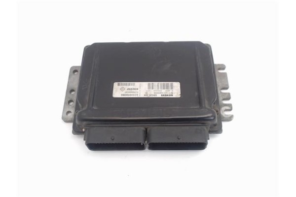 Recambio de centralita para renault megane ii berlina 3p referencia OEM IAM (8200059086) (8200044437) (S110138000C) 