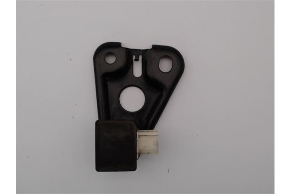 Recambio de sensor airbag lateral delantero derecho para toyota yaris (ncp1/nlp1/scp1) 1.4 d-4d referencia OEM IAM 898600D030  