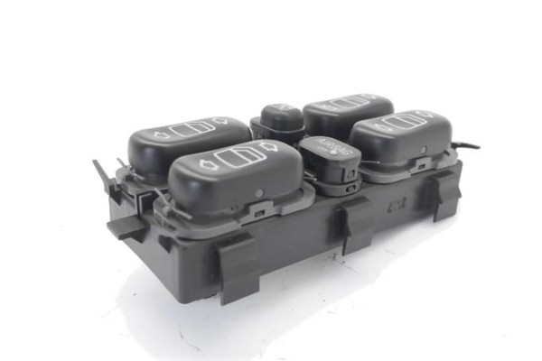 Recambio de mando elevalunas para mercedes-benz clase a (bm 168) 1.9 190 (168.032) referencia OEM IAM 1688206810 03753201 