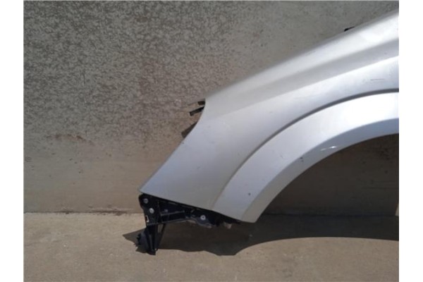 Recambio de aleta delantero izquierda para opel astra h berlina referencia OEM IAM   