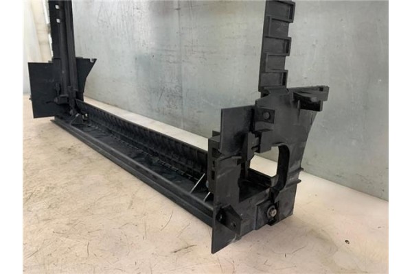 Recambio de frente delantero para jaguar f-pace 2.0 r-sport awd referencia OEM IAM HK838B588 AE GX7319K624AF 