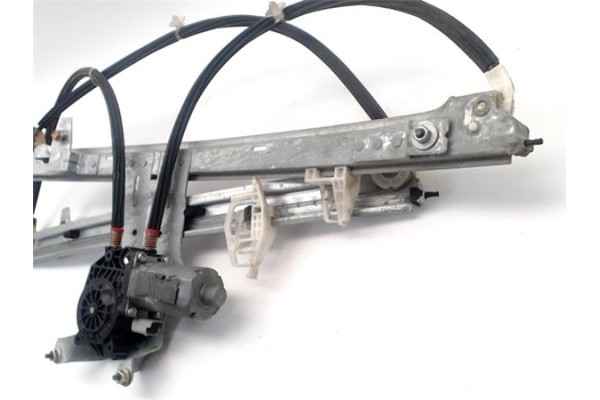 Recambio de elevalunas electrico delantero derecho para citroen xsara picasso 1.6 hdi referencia OEM IAM 9222F9  