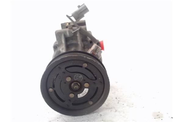 Recambio de compresor aire acond. para toyota corolla (e12) 2.0 d-4d referencia OEM IAM 883201A481  